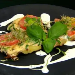 Najlepsze przepisy na omlet z kozim serem, które zachwycą smakoszy
