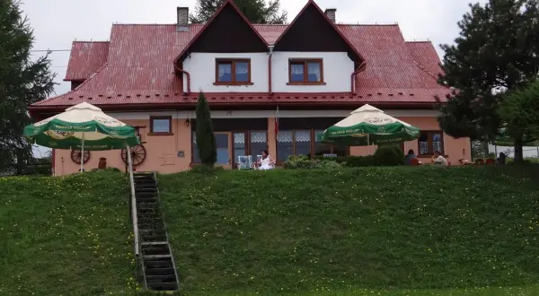 Bacówka na Zadzielu - idealne miejsce na relaks i niezapomniane chwile