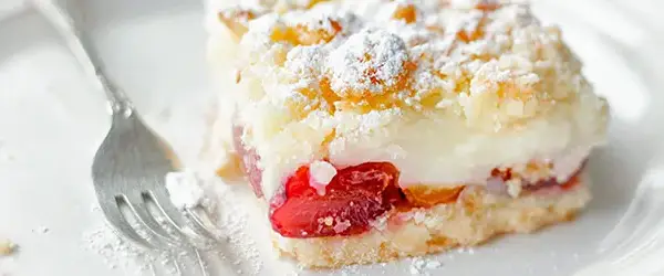 Prosty przepis na ciasto z czereśniami, które zaskoczy Twoich gości