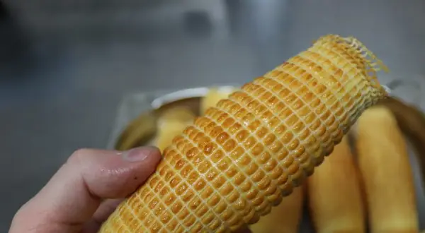 Jak robi się oscypek - sekrety smaku i tradycji w domowej produkcji