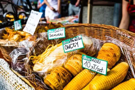 Ile oscypek ma kalorii? Zaskakujące fakty o kaloryczności tego sera