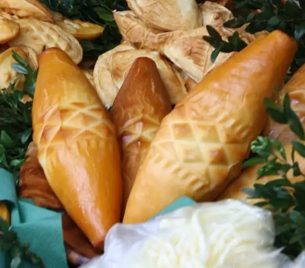 Z jakiego mleka są oscypki? Odkryj tajemnice ich produkcji